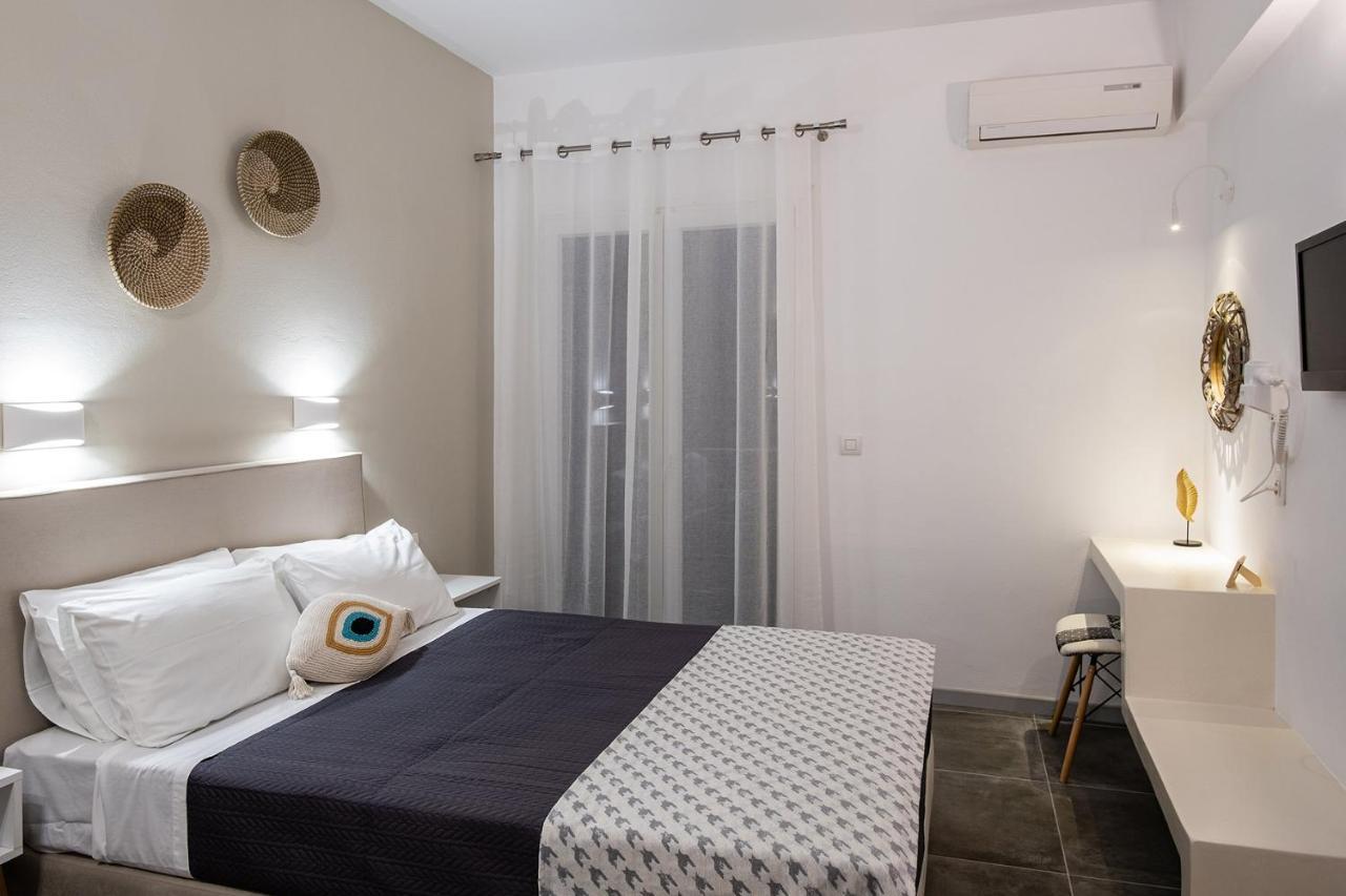 Dilion Hotel Páros Buitenkant foto