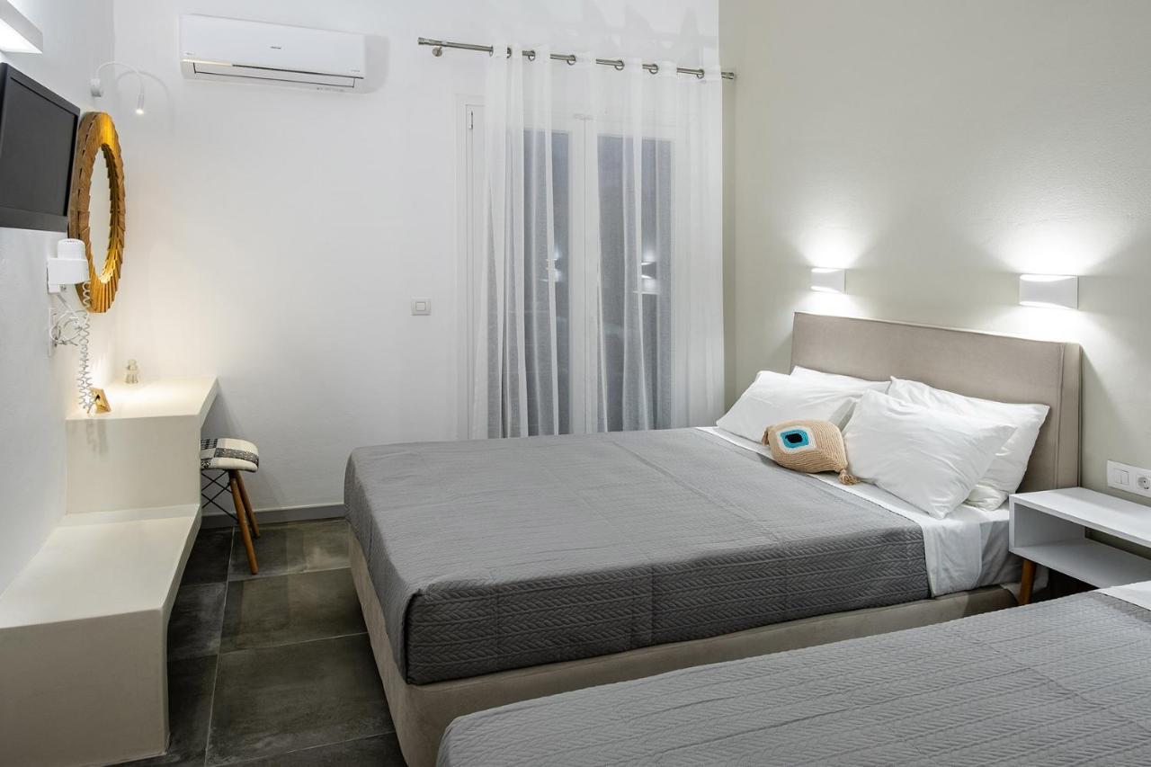 Dilion Hotel Páros Buitenkant foto