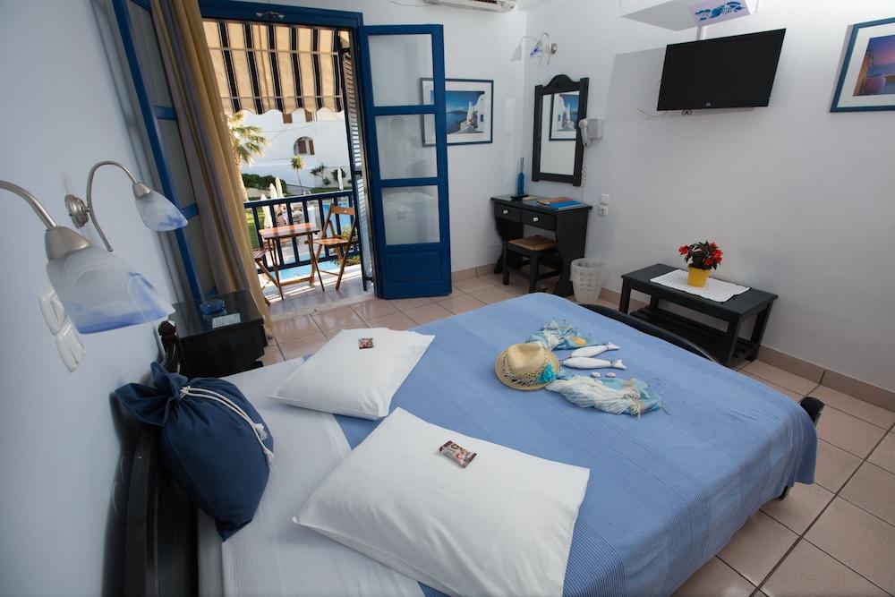 Dilion Hotel Páros Buitenkant foto